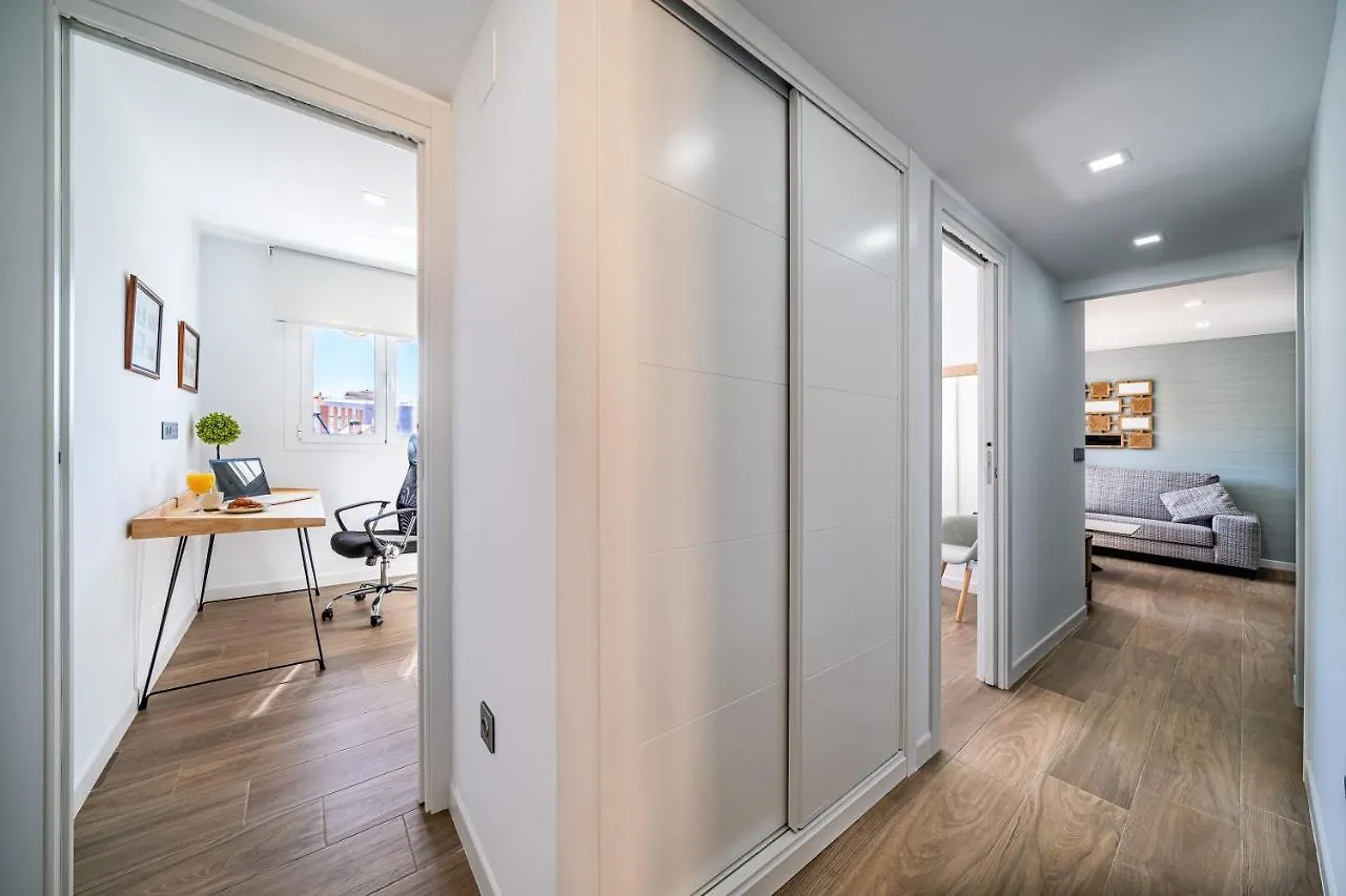 Sunset Malaga - Luxurious & Parking Apartment