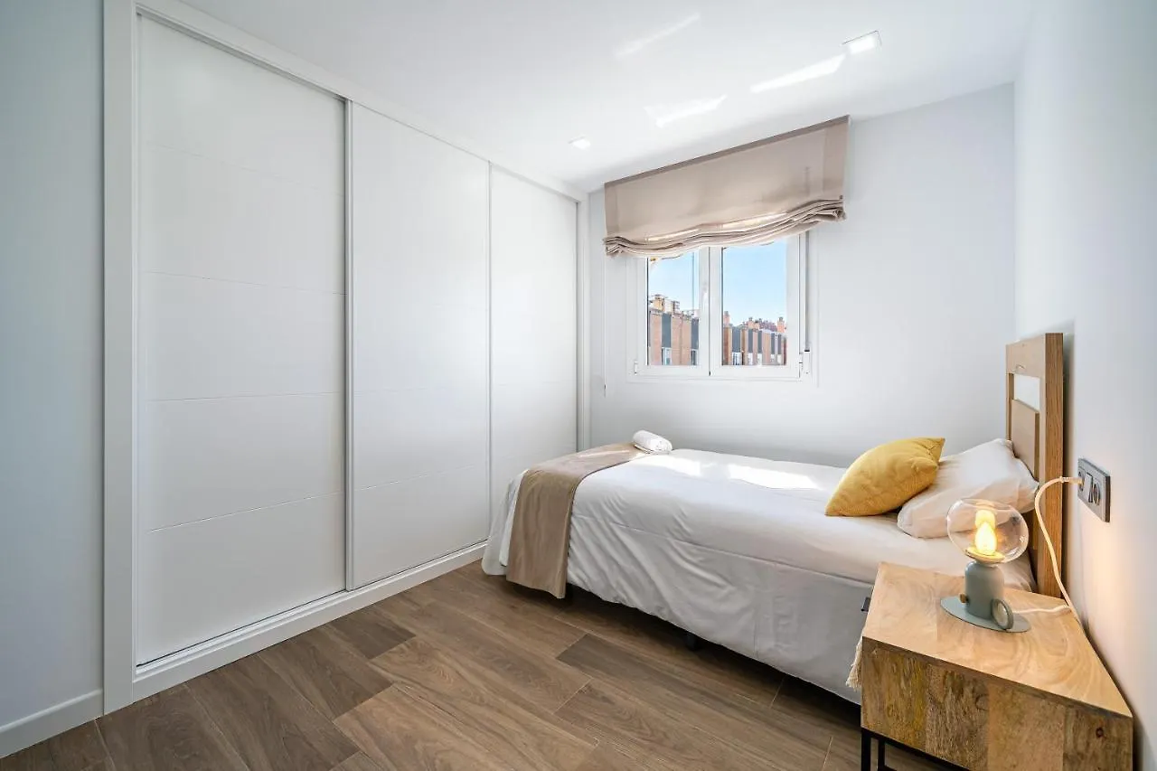 Sunset Malaga - Luxurious & Parking Apartment